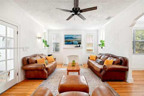15Th, MIAMI, FL 33145