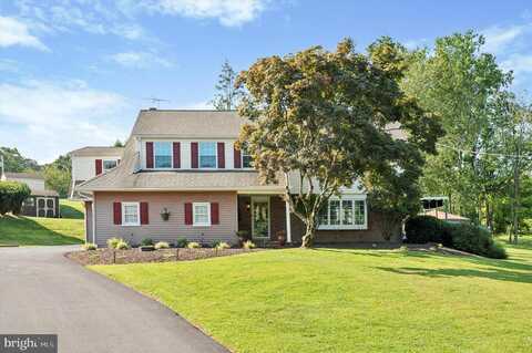 Andrien, GLEN MILLS, PA 19342