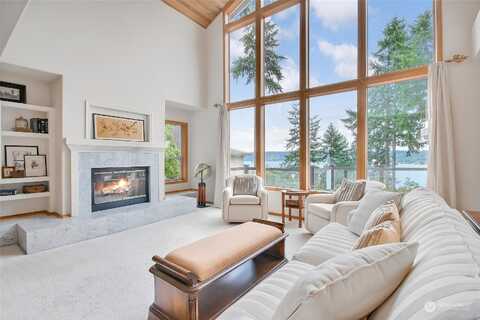170Th, BELLEVUE, WA 98008