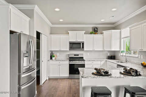 75Th, YAKIMA, WA 98908