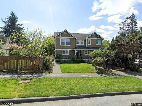 44Th, SEATTLE, WA 98105