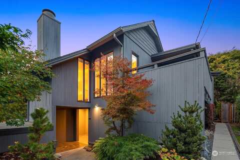45Th, SEATTLE, WA 98105