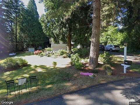 42Nd, BELLEVUE, WA 98005