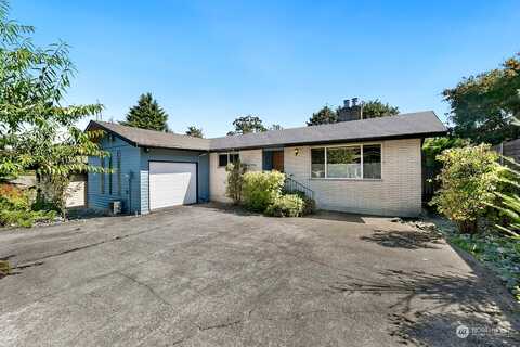 61St, SEATTLE, WA 98178