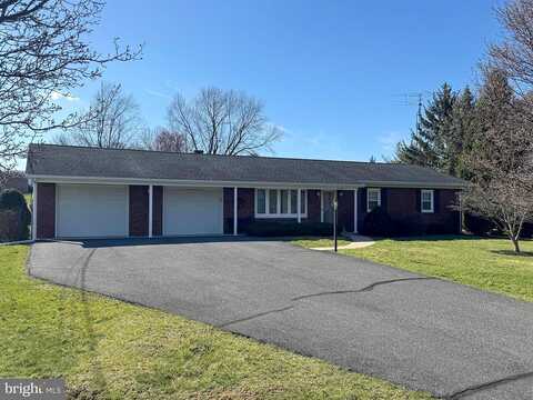 Oakwood, MERCERSBURG, PA 17236