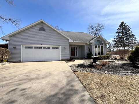 Jonathan, PARDEEVILLE, WI 53954
