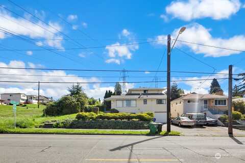 15Th, SEATTLE, WA 98108