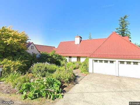 Messinger Hill, CATHLAMET, WA 98612