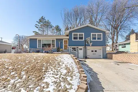 Brown, WINTHROP, MN 55396