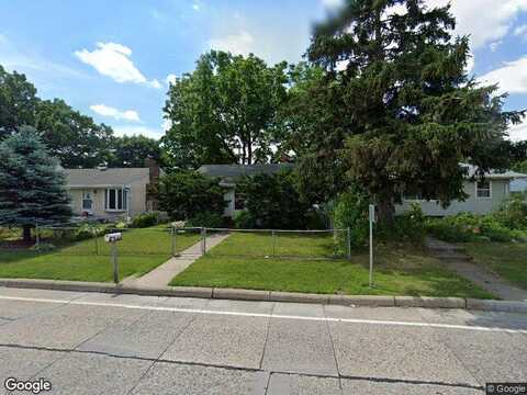 Larpenteur, SAINT PAUL, MN 55113