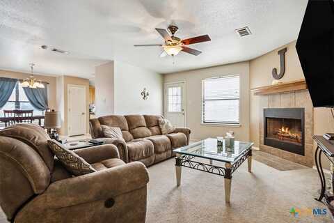Katelyn, COPPERAS COVE, TX 76522