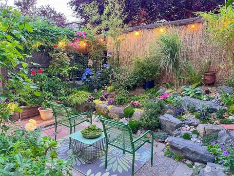 Linden, SEATTLE, WA 98103