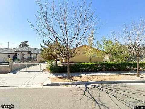 Spruce, HESPERIA, CA 92345