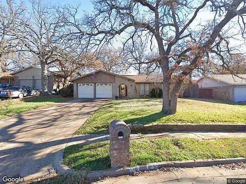 Warwick, ARLINGTON, TX 76015