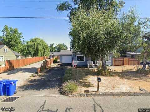Shirley, MOLALLA, OR 97038