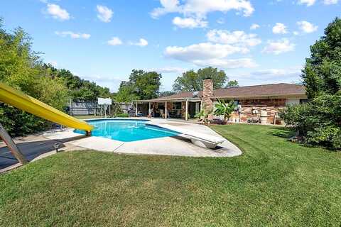 Pearl, NORTH RICHLAND HILLS, TX 76180