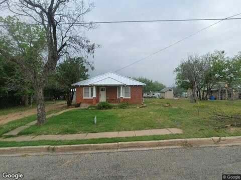 Wallace, LLANO, TX 78643