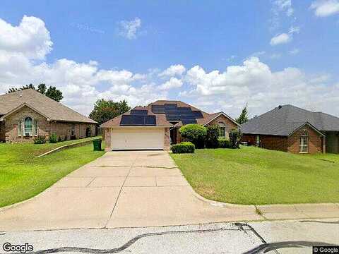 Straightaway, HALTOM CITY, TX 76117