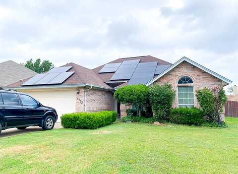 Straightaway, HALTOM CITY, TX 76117