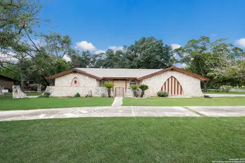 Hospital, FLORESVILLE, TX 78114