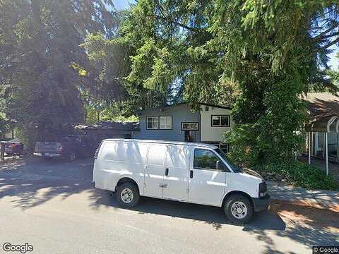 89Th, KIRKLAND, WA 98034
