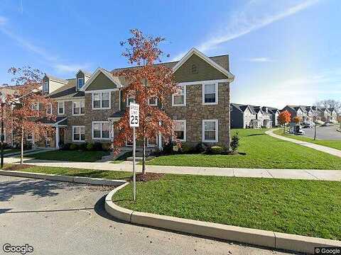 Springwood, LEBANON, PA 17042
