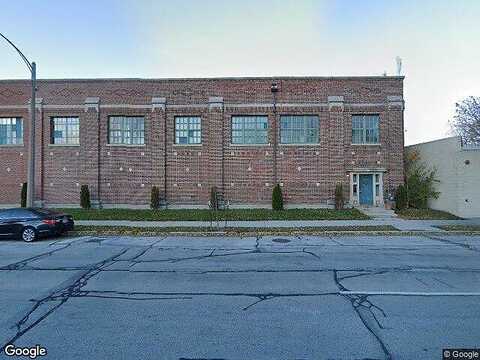 Lisbon, MILWAUKEE, WI 53210
