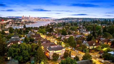 Latona, SEATTLE, WA 98105