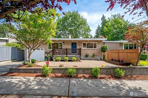 39Th, SEATTLE, WA 98115