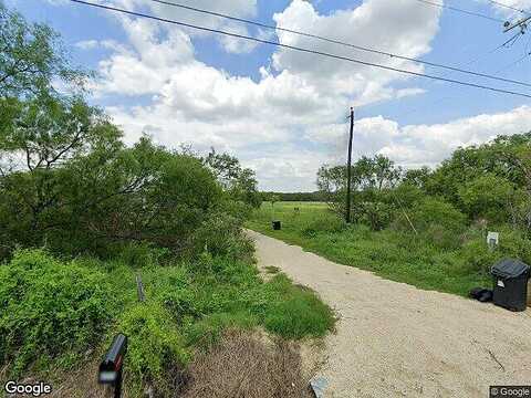 County Road 5710, DEVINE, TX 78016