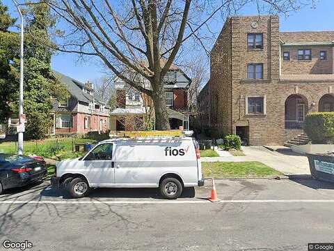 Wayne, PHILADELPHIA, PA 19144