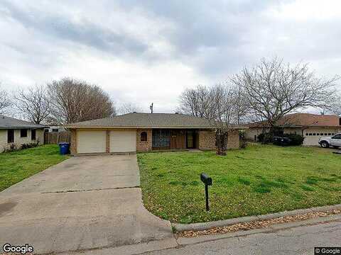 Benton, CORSICANA, TX 75110