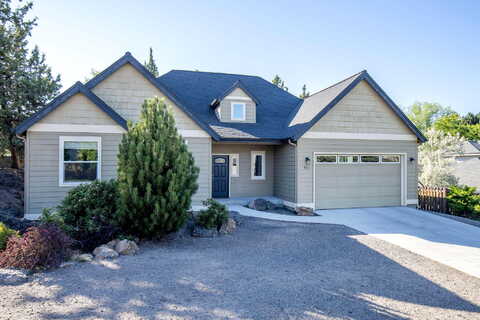 Paula, BEND, OR 97701