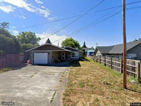 11Th, COQUILLE, OR 97423