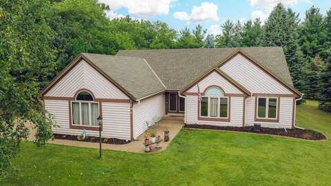 Shelly, HARTLAND, WI 53029