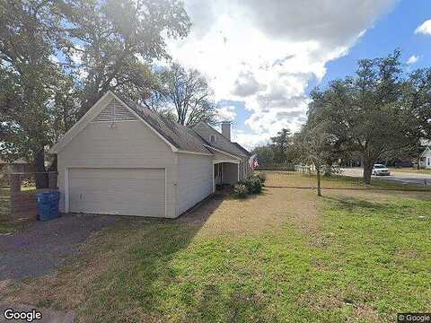 13Th, HEMPSTEAD, TX 77445
