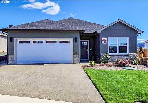 Medina, SUTHERLIN, OR 97479