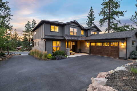 Glassow, BEND, OR 97703