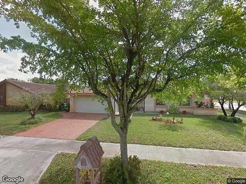 58Th, HIALEAH, FL 33015