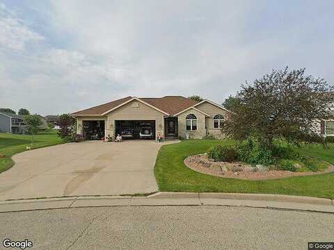 Carolyn, MAYVILLE, WI 53050