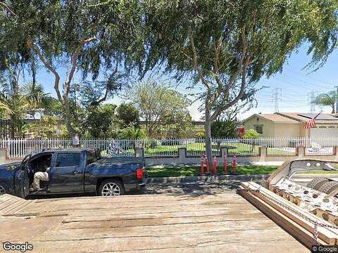 Scout, BELL GARDENS, CA 90201