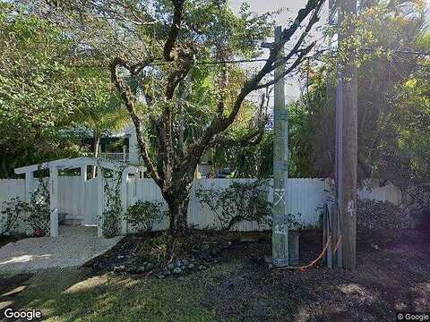 60Th, PINECREST, FL 33156