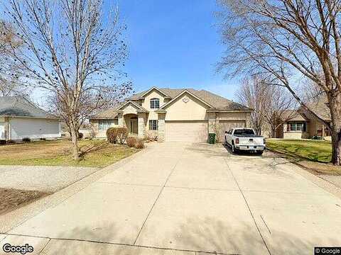 8Th, HUTCHINSON, MN 55350