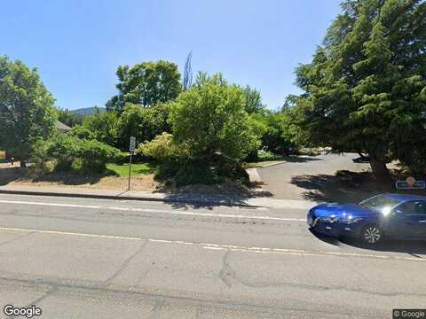 Main, ASHLAND, OR 97520
