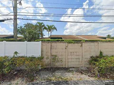 Manor, PALM SPRINGS, FL 33461