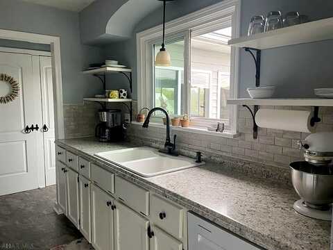 Ogle, EBENSBURG, PA 15931