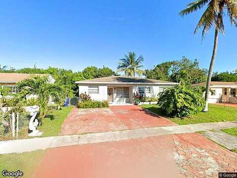 174Th, NORTH MIAMI BEACH, FL 33162