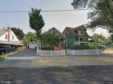 8Th, THE DALLES, OR 97058