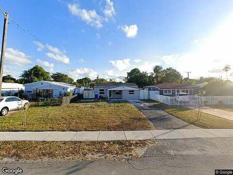 179Th, NORTH MIAMI BEACH, FL 33162