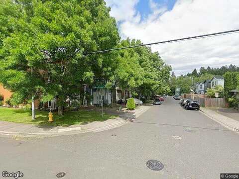 Fernshire, BEAVERTON, OR 97003